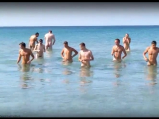 gd 18 naked guys swimming